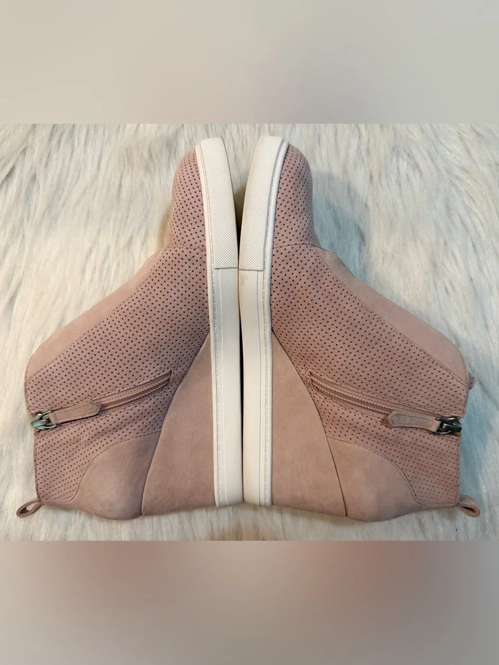 Ladies Linea Paolo Felicia Wedge Leather Bootie Soft Pink Size 8 GUC